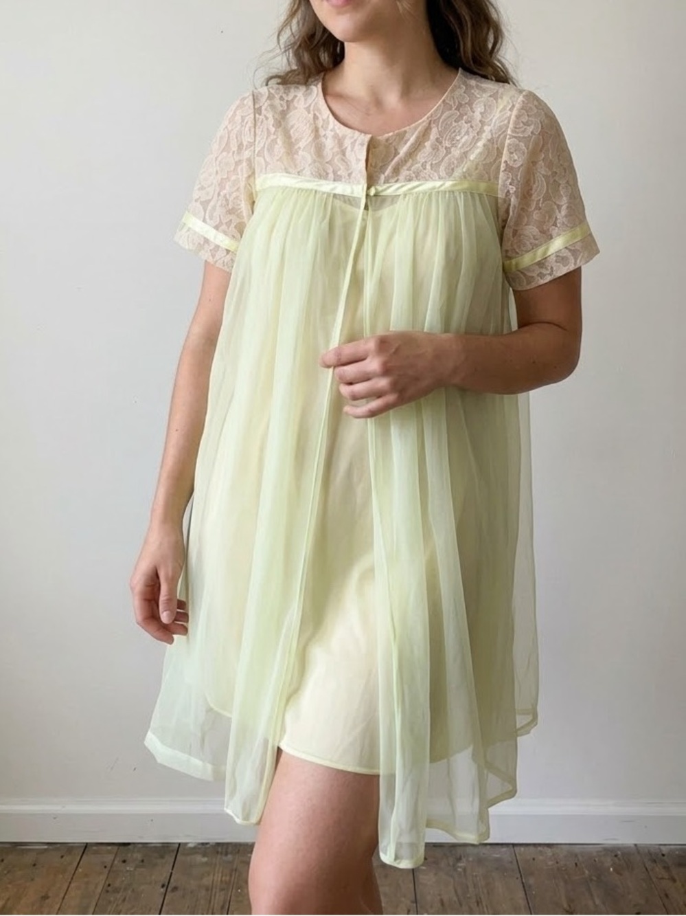 Vintage Lisette Sheer Lace Yoke Babydoll Peignoir Robe Overlay Green Size Small